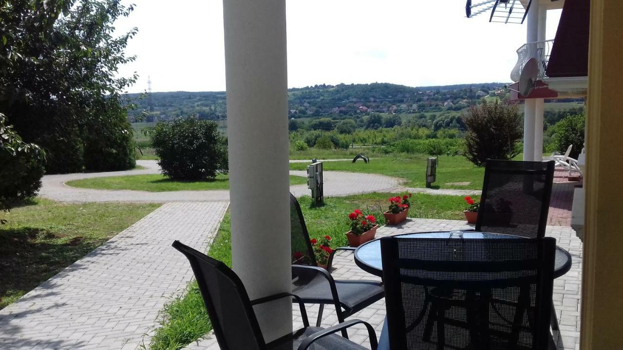 Benelise Apartman Hévíz Exteriör bild